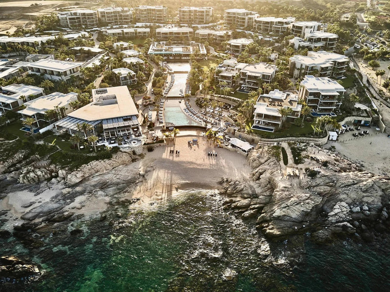 Jardín, risco y mar